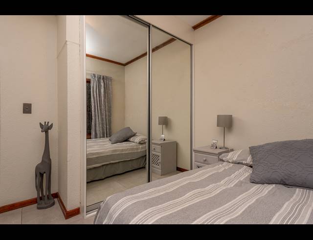 3 BEDROOM FREEHOLD FOR SALE IN GLENVISTA